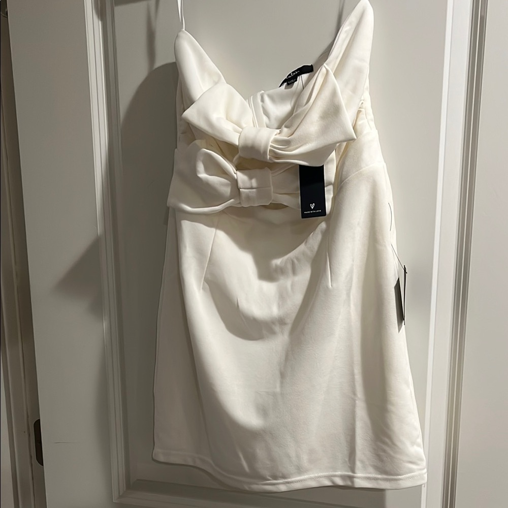 Lulus White Bow cutout Dress